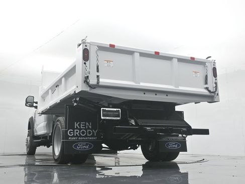 New 2025 Ford F550 2WD Regular Cab Super Duty image 44