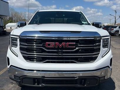 New 2026 GMC Sierra 1500 SLT w/ SLT Premium Plus Package