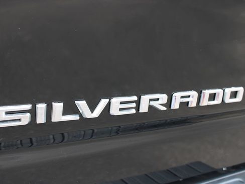 Used 2020 Chevrolet Silverado 2500 High Country w/ Z71 Off-Road Package AWD/4WD image 21