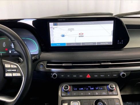 Used 2025 Hyundai Palisade SEL FWD image 5
