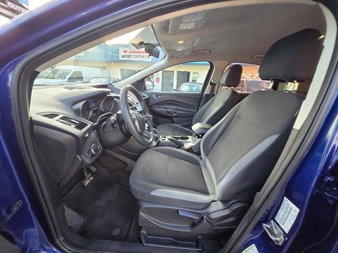 Used 2015 Ford Escape S FWD image 22
