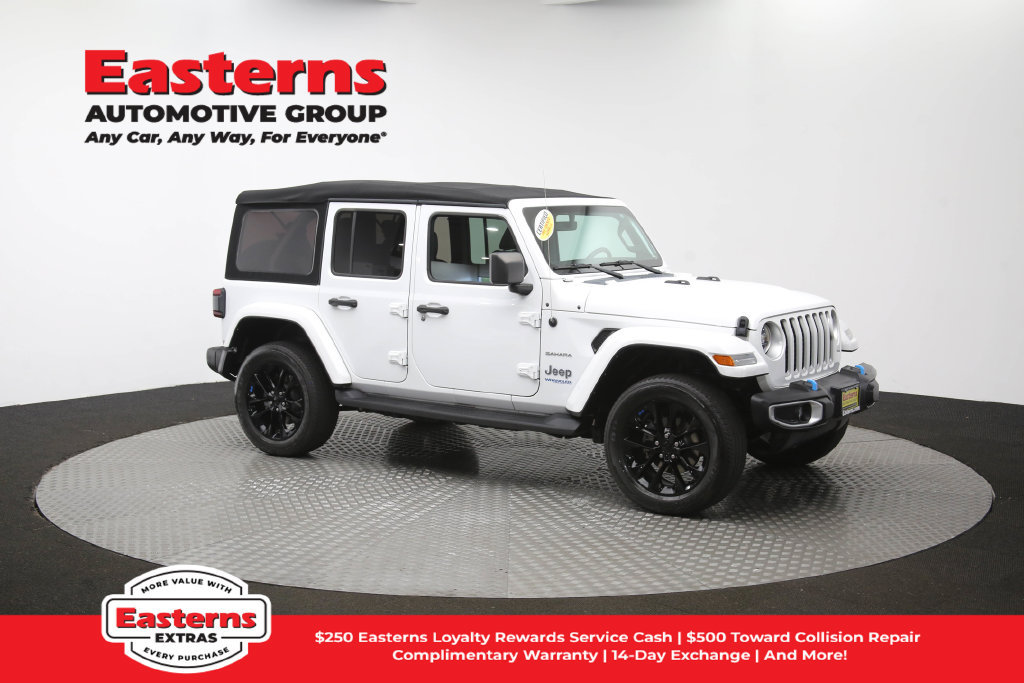 Used 2022 Jeep Wrangler Unlimited Sahara w/ Cold Weather Group AWD/4WD image 50