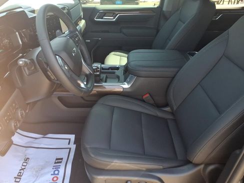 New 2026 Chevrolet Silverado 1500 RST w/ Convenience Package II AWD/4WD image 7