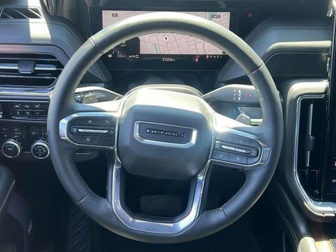 Certified 2025 GMC Yukon XL Denali AWD/4WD image 18
