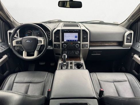 Used 2020 Ford F150 Lariat image 11