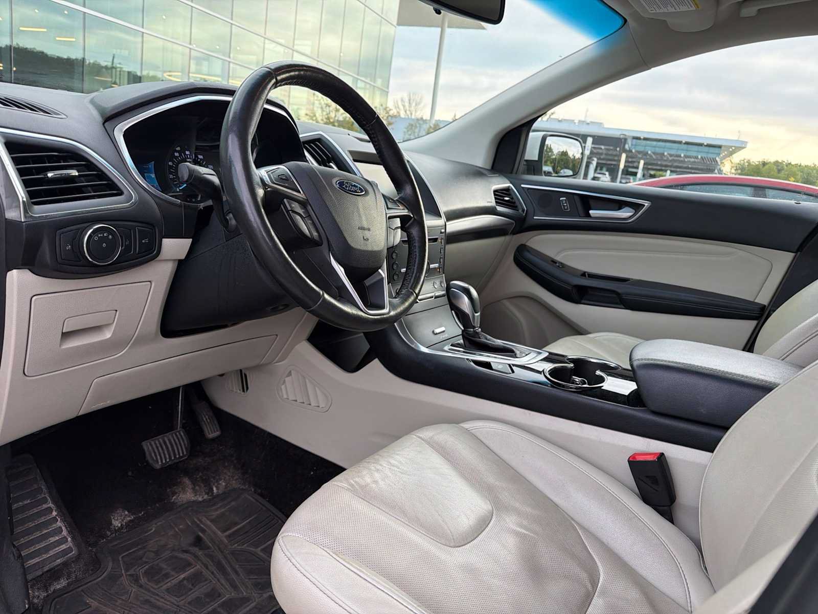 Used 2015 Ford Edge Titanium w/ Equipment Group 301A AWD/4WD image 14