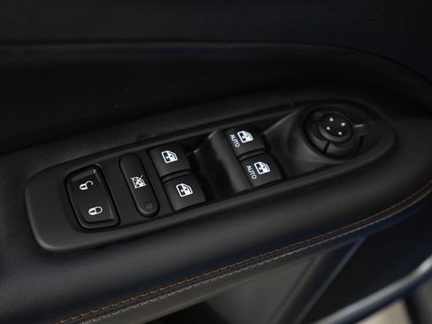 Used 2019 Jeep Compass Latitude w/ Cold Weather Group image 22