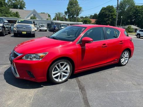 Used 2017 Lexus CT 200h FWD image 2