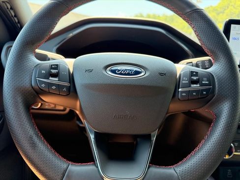 Used 2025 Ford Escape ST-Line AWD/4WD image 14
