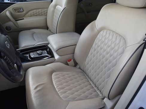 Used 2023 INFINITI QX80 Sensory w/ Cargo Package image 4