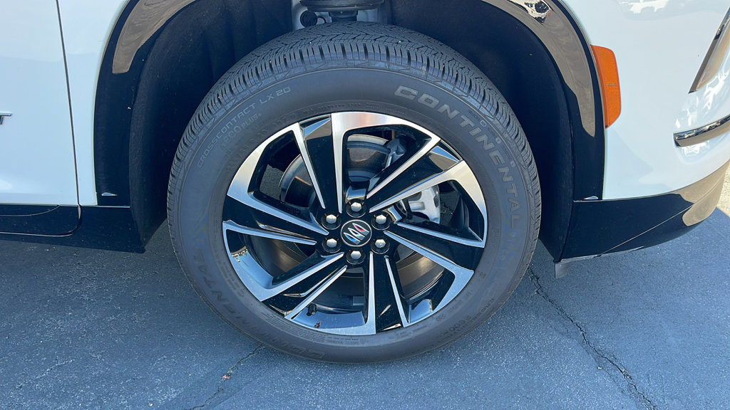 New 2026 Buick Enclave Sport Touring w/ Power Package FWD image 9