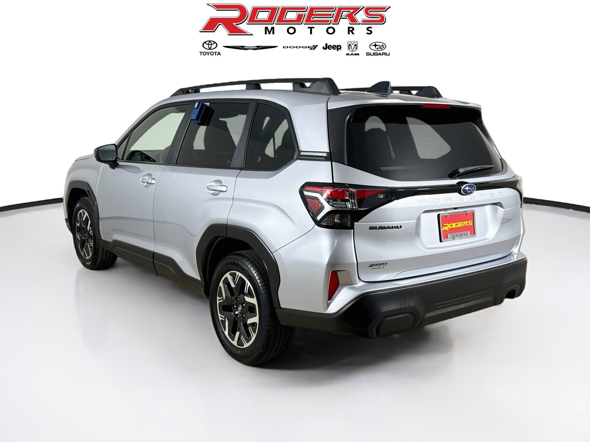 Certified 2025 Subaru Forester Premium AWD/4WD image 6