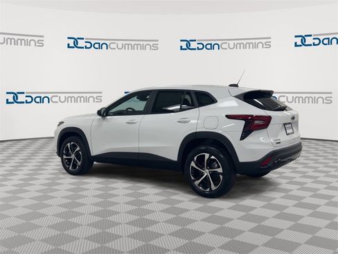 New 2026 Chevrolet Trax RS image 6