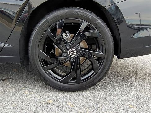 New 2026 Volkswagen Jetta SE image 22