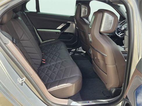 Used 2023 BMW 740i w/ Parking Assistance Package RWD image 17