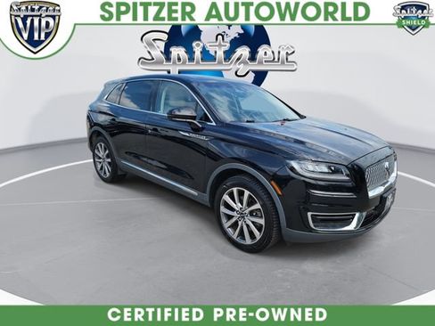 Used 2019 Lincoln Nautilus Select AWD/4WD image 2
