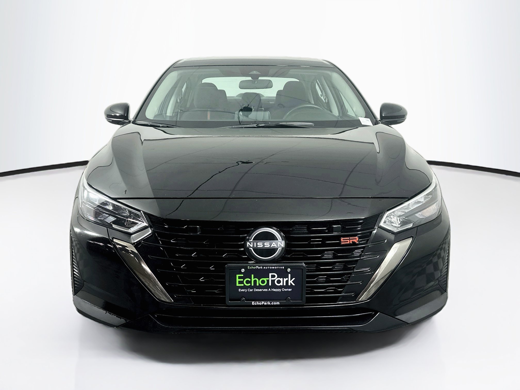 Used 2025 Nissan Sentra SR FWD image 2