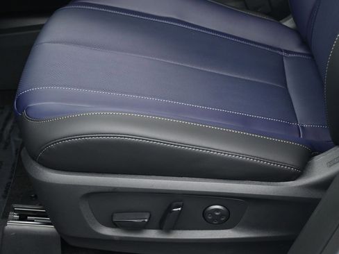 New 2026 INFINITI QX60 Sport w/ Dark Cargo Package image 18