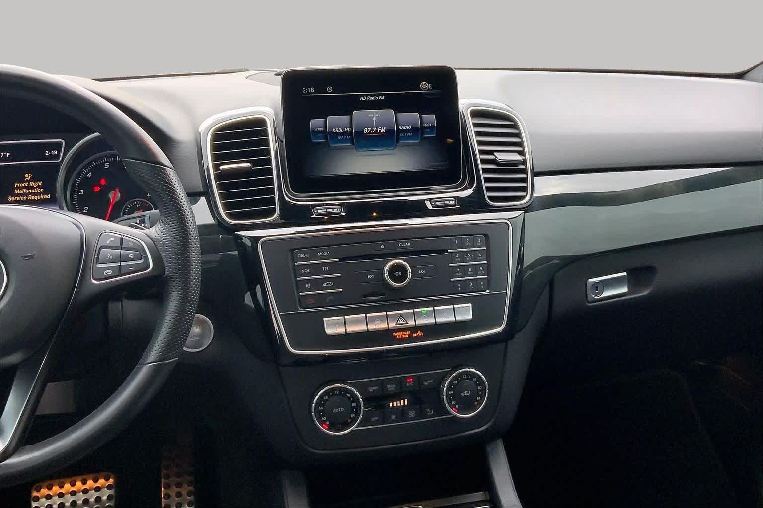 Used 2019 Mercedes-Benz GLE 400 4MATIC image 7