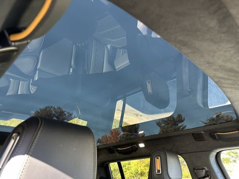 Used 2022 Rivian R1S Launch Edition image 30