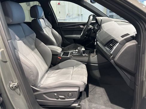 Used 2024 Audi SQ5 Prestige image 37