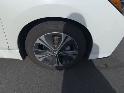 Used 2022 Nissan Leaf SL Plus FWD image 4