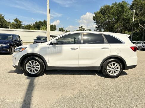 Used 2020 Kia Sorento LX FWD image 4