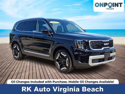 Used 2025 Kia Telluride EX w/ EX Captain's Chair Package