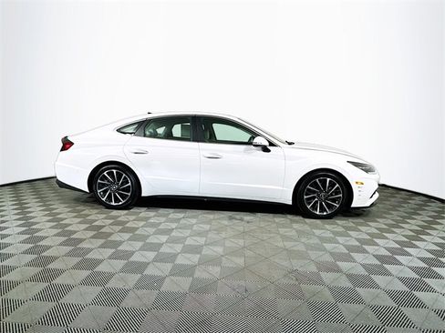 Used 2023 Hyundai Sonata Limited w/ Cargo Package image 9