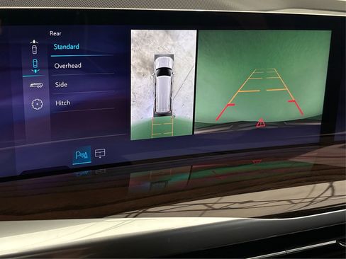 New 2025 Cadillac Escalade ESV Sport Platinum image 25