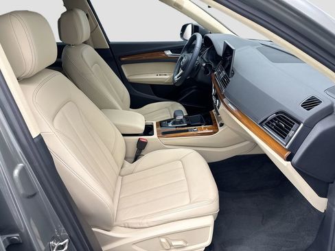 Certified 2023 Audi Q5 2.0T Premium Plus w/ Premium Plus Package image 18