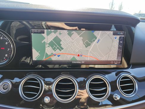 Used 2019 Mercedes-Benz E 300 image 5