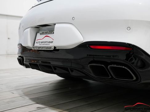 Used 2022 Mercedes-Benz SL 55 AMG 4MATIC w/ Driver Assistance Package image 22