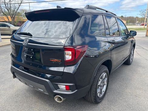 Used 2022 Honda Passport TrailSport image 12