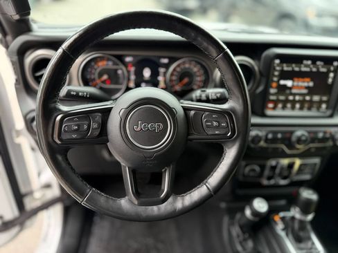 Used 2022 Jeep Wrangler Unlimited Sport AWD/4WD image 6