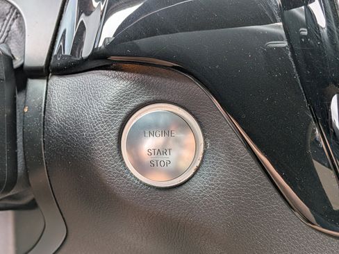 Used 2018 Mercedes-Benz GLE 350 4MATIC image 31