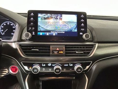 Used 2022 Honda Accord Sport image 25