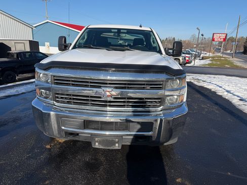 Used 2015 Chevrolet Silverado 2500 LT image 2