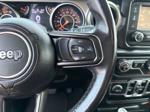 Used 2019 Jeep Wrangler Unlimited Sport S AWD/4WD image 40