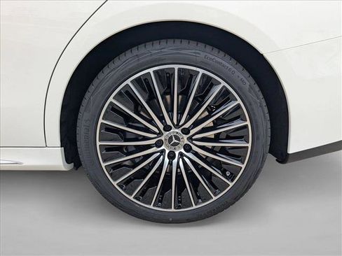 New 2026 Mercedes-Benz E 350 4MATIC Sedan image 15