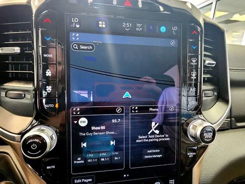 Used 2022 RAM 1500 Laramie image 17