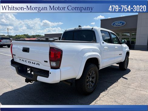 Used 2023 Toyota Tacoma SR5 AWD/4WD image 6