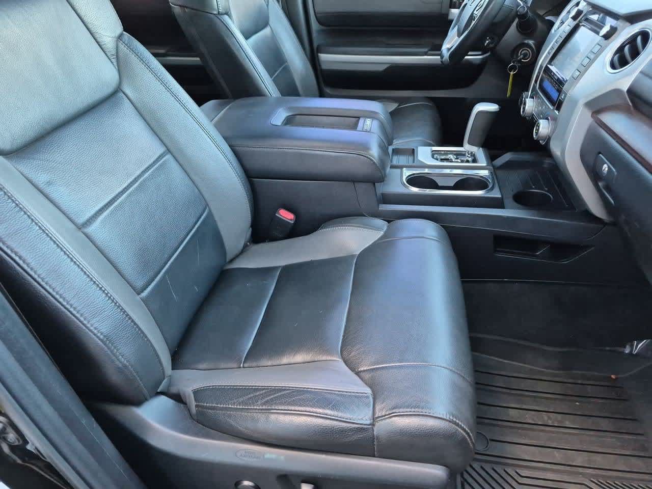 Used 2018 Toyota Tundra Limited w/ Limited Premium Package AWD/4WD image 22