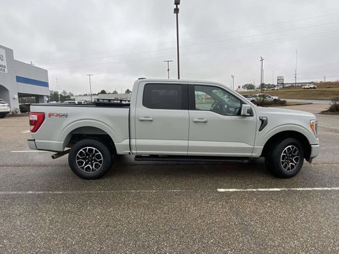 Used 2023 Ford F150 Lariat image 8