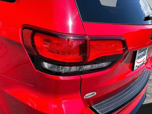 Used 2018 Jeep Grand Cherokee Trackhawk w/ Trailer Tow Group IV AWD/4WD image 30