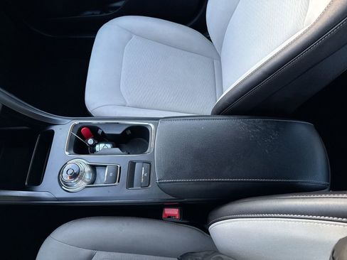 Used 2019 Ford Fusion SE w/ Equipment Group 151A image 21