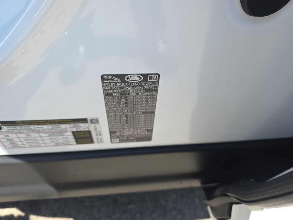 New 2026 Land Rover Range Rover Sport Dynamic SE AWD/4WD image 24