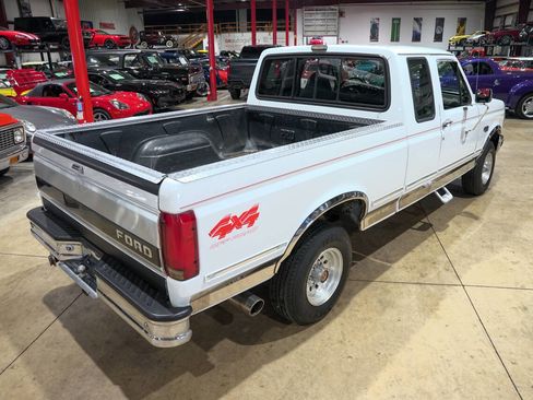 Used 1993 Ford F150 XLT image 17