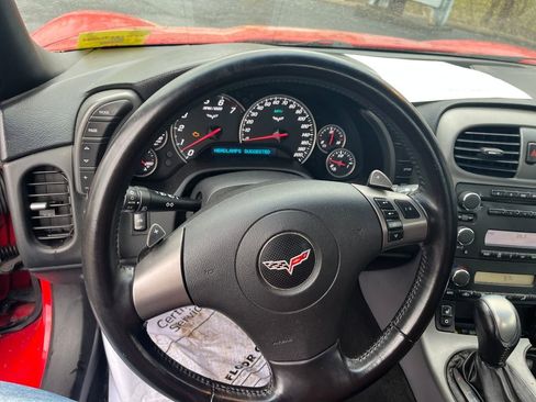 Used 2007 Chevrolet Corvette Convertible w/ Preferred Equipment Group image 10
