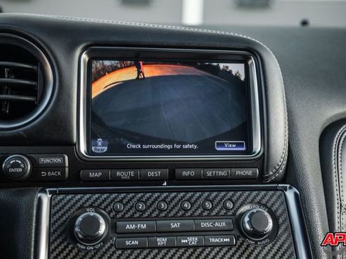 Used 2015 Nissan GT-R Premium image 74